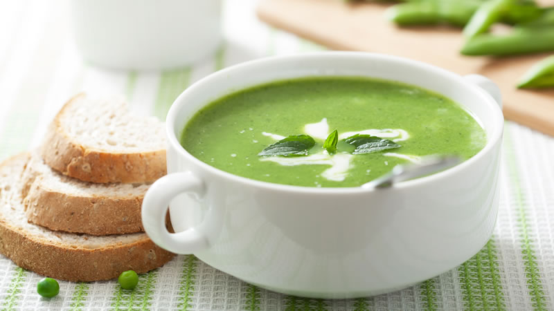 Roasted Garlic and Green Pea Soup